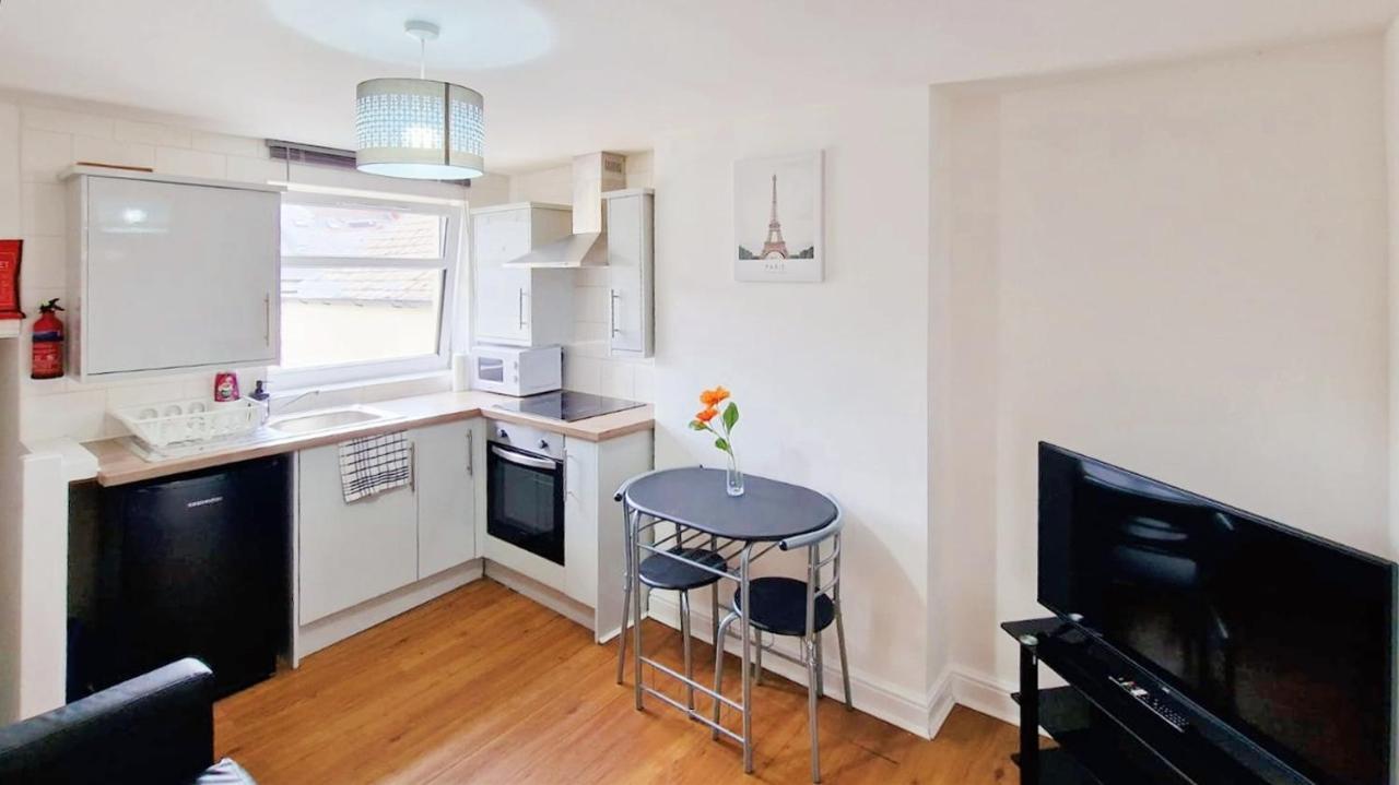 Jpl Apartment Cardiff Buitenkant foto